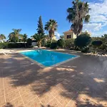 Ariadni بيسوري